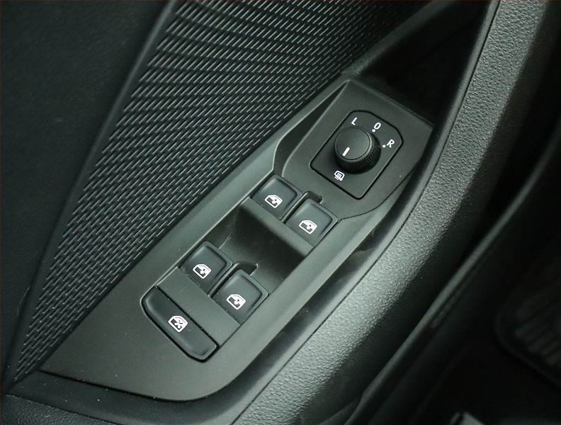 Škoda Octavia (2022) Ambition 2.0 TDI, ČR,1.maj - fotka 14 z 15