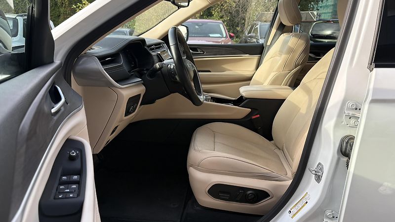 Jeep Grand Cherokee 3.6iL 7.míst Limited  - fotka 10 z 17