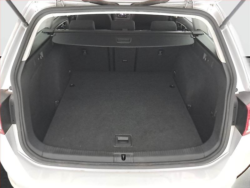 Volkswagen Golf (2014) 1.6 TDI, Serv.kniha, Tempomat - fotka 14 z 18