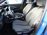 Peugeot 2008 (2021) 1.5 HDi, ČR, Allure, navi - náhled 9
