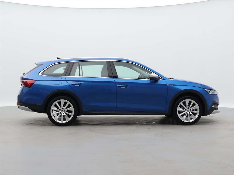 Škoda Octavia 2.0 110kW Scout DSG 4x4 DPH - fotka 8 z 33