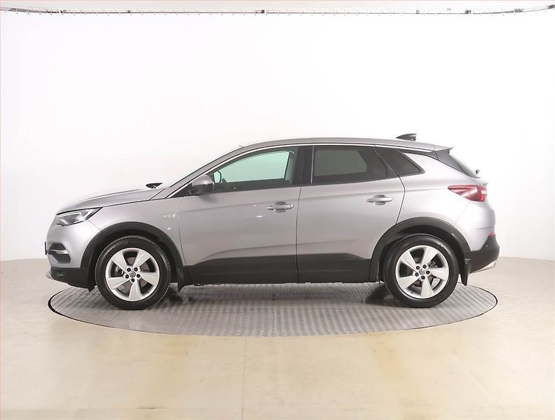Opel Grandland X (2019) 1.5 CDTI, Serv.kniha, Kůže - fotka 3 z 17