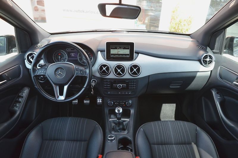Mercedes-Benz Třídy B (2013) B 200 CDi 100kW / Bi-XENON /ČR - fotka 17 z 31