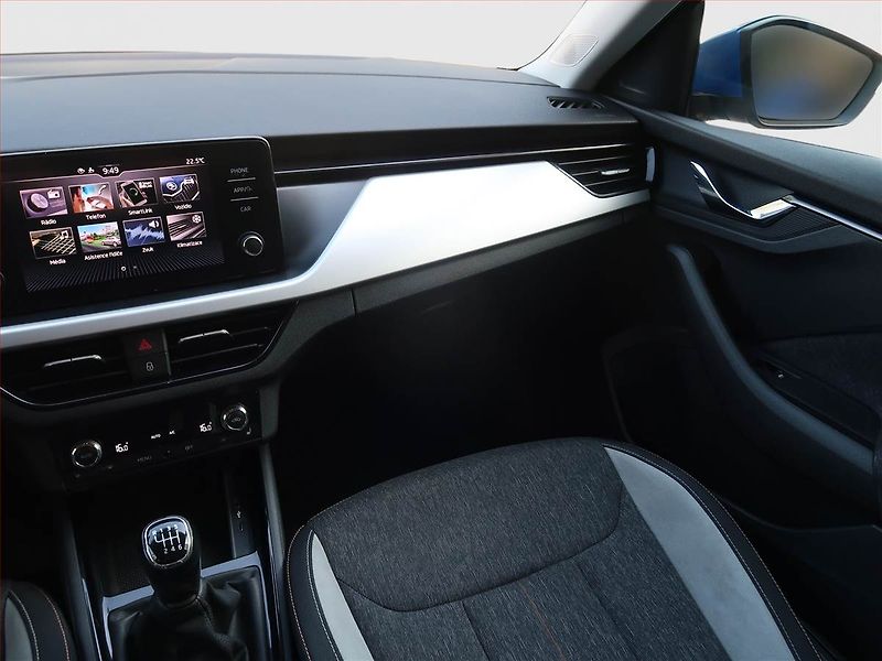 Škoda Kamiq (2021) Ambition 1.0 TSI, Tempomat - fotka 8 z 19