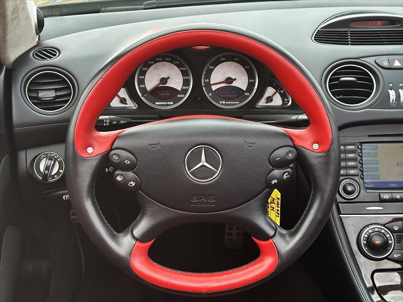 Mercedes-Benz SL 55 AMG 5.4 368kW - fotka 16 z 36