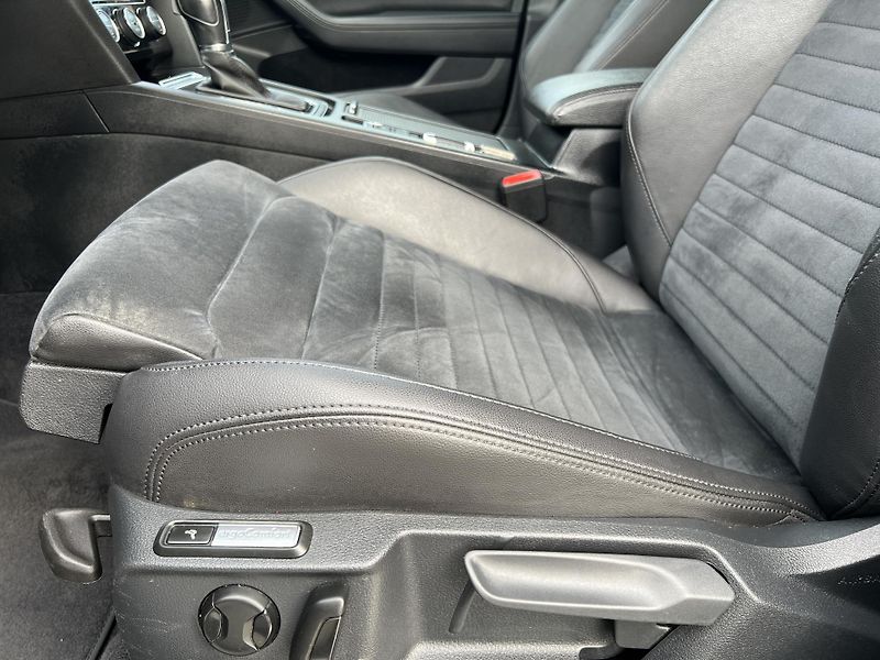 Volkswagen Passat 1.4TSi 110kw DSG NAVI KAMERA - fotka 11 z 45