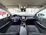 Volvo V60 B4 FWD CORE // REZERVACE // - náhled 19
