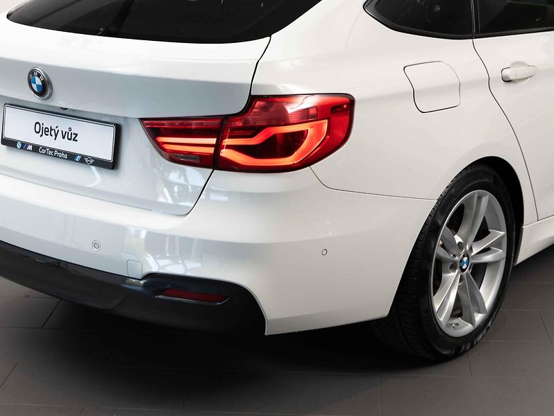 BMW Řada 3 330d Gran Turismo - fotka 9 z 21