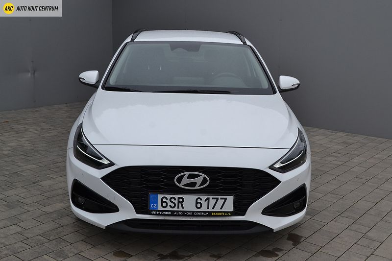Hyundai i30 WG 1,5I MT SMART FAMILY NAVI - fotka 38 z 39