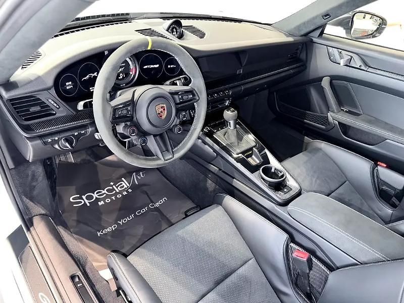 Porsche 911 (2025) Okruhová GT3 RS - fotka 7 z 13