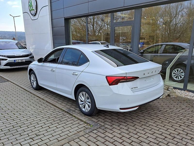 Škoda Octavia 130LET 2,0TDI 85kW - fotka 5 z 11