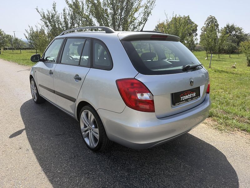 Škoda Fabia 1,2TSI 63kW Combi*NOVÉ ROZVODY - fotka 7 z 58