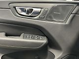 Volvo XC60 2.0  B4 4x4 ULTIMATE - náhled 33