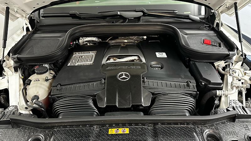 Mercedes-Benz GLS 63 AMG / TOP VÝBAVA - fotka 65 z 68