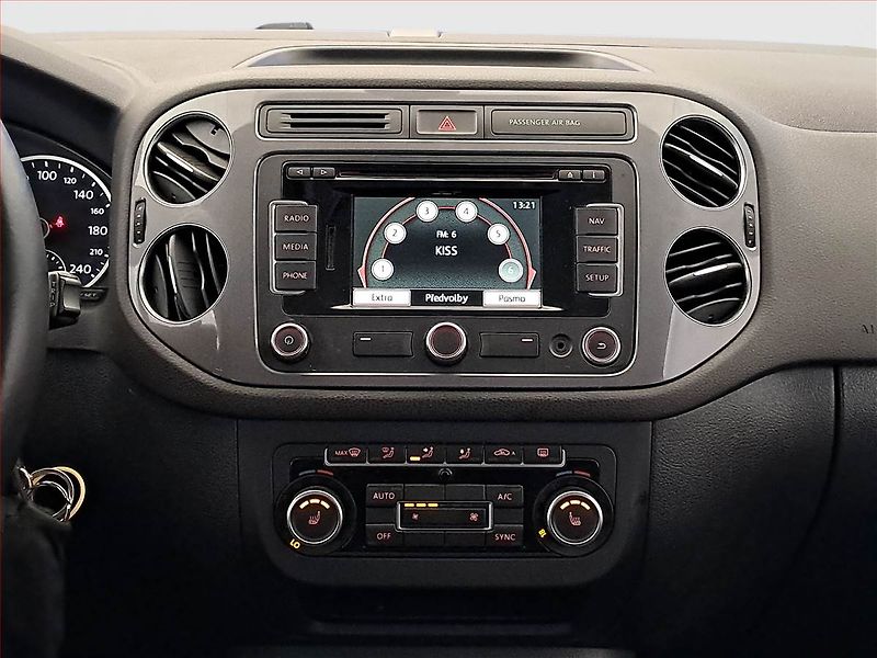 Volkswagen Tiguan (2014) Sport&Style 2.0 TDI - fotka 12 z 17