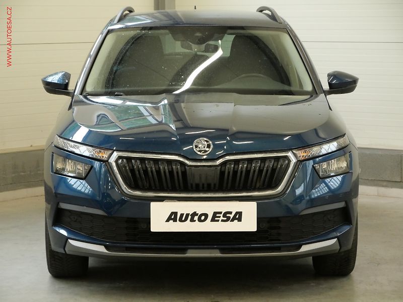 Škoda Kamiq (2021) 1.0 TSi, Ambition Plus, navi - fotka 2 z 23