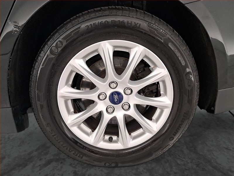 Ford Mondeo (2016) 1.5 TDCi, Serv.kniha, Navi - fotka 15 z 18