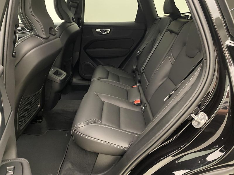 Volvo XC60 (2026) B5 AWD AUT BRIGHT PLUS  - fotka 6 z 67