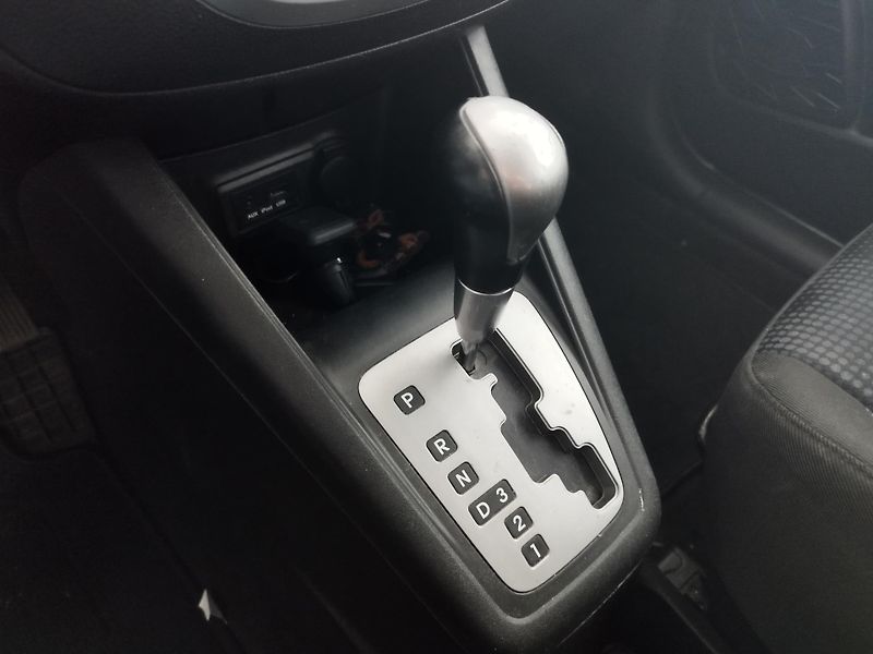 Hyundai ix20 (2012) 1,6i,91KW,AUTOMAT,ALU,TAŽ,LPG - fotka 18 z 22