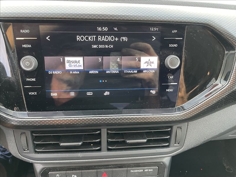Volkswagen T-Cross 1,0 TSi 70kw Radar Klima odp. - fotka 2 z 13