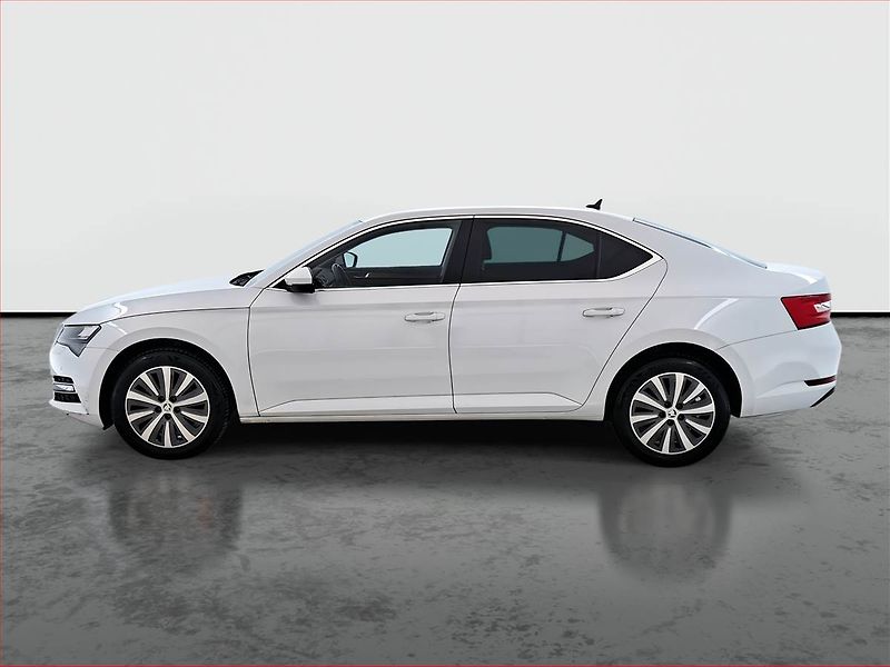 Škoda Superb (2022) 2.0 TDI, Automat, Kůže, Navi - fotka 3 z 20