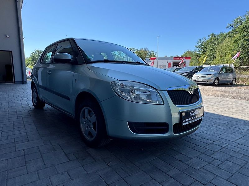 Škoda Fabia (2010) 1.2 HTP - fotka 4 z 25