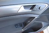 Volkswagen Golf 1.6 TDi AUT.KLIMA VYHŘ.SEDAČKY - náhled 16