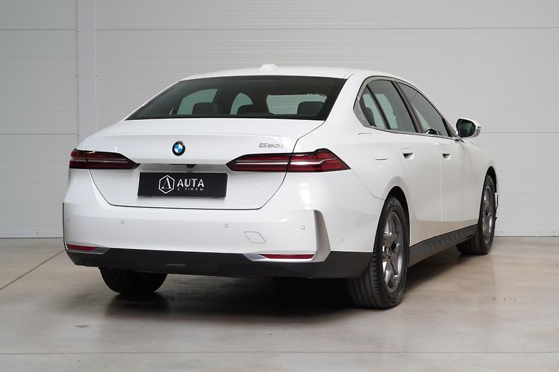 BMW Řada 5 520i,ČR,DPH,1.MAJ - fotka 6 z 31