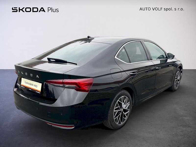 Škoda Octavia (2025) Top Selection 1.5TSi M-HEV 110 - fotka 2 z 32