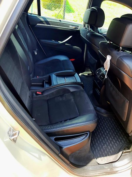 BMW X6 (2009) - fotka 11 z 24