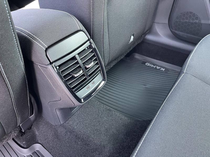 Škoda Kamiq MONTE CARLO 1.0TSI 85kW - fotka 20 z 22