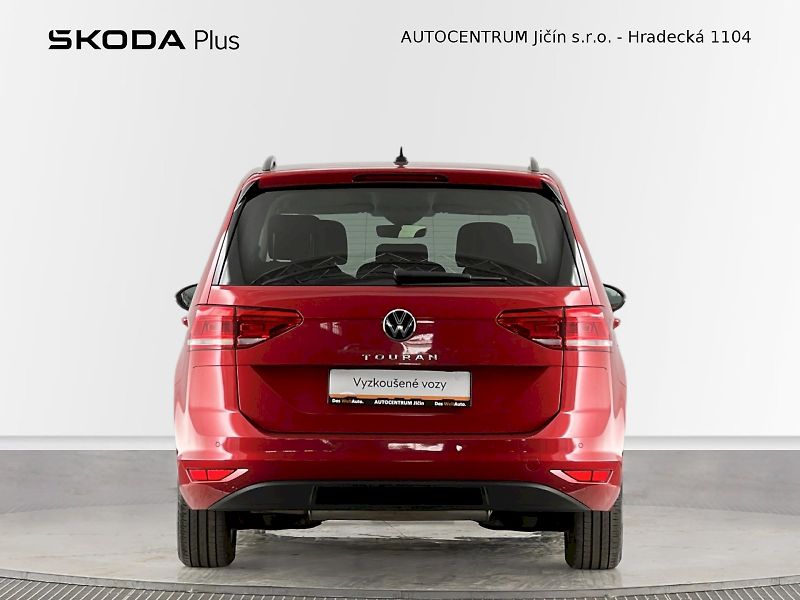 Volkswagen Touran (2023) Comfortline 1.5 TSI 110kW - fotka 6 z 32