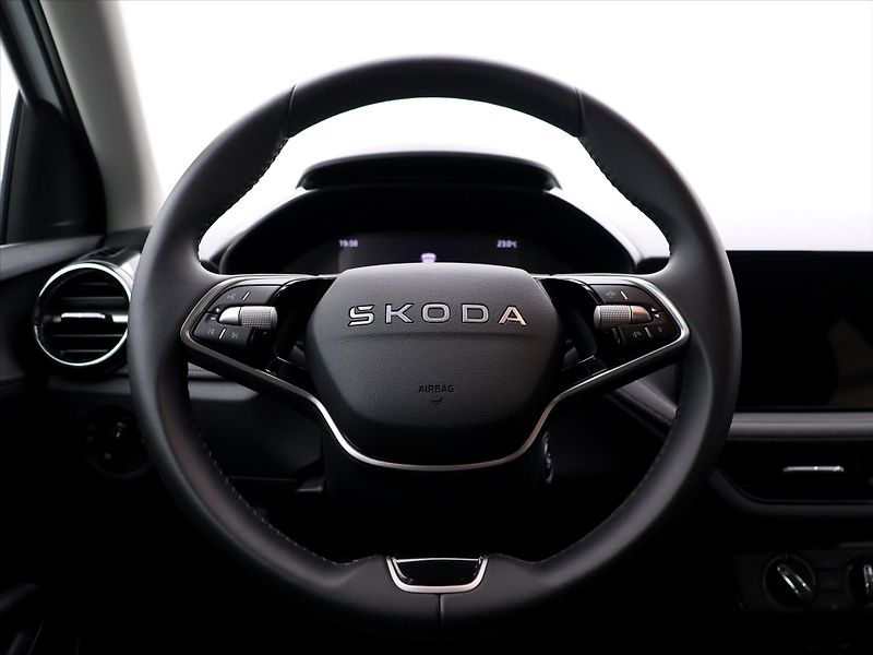 Škoda Fabia 1,0 TSI 85kW 130Let CZ Záruka - fotka 17 z 34