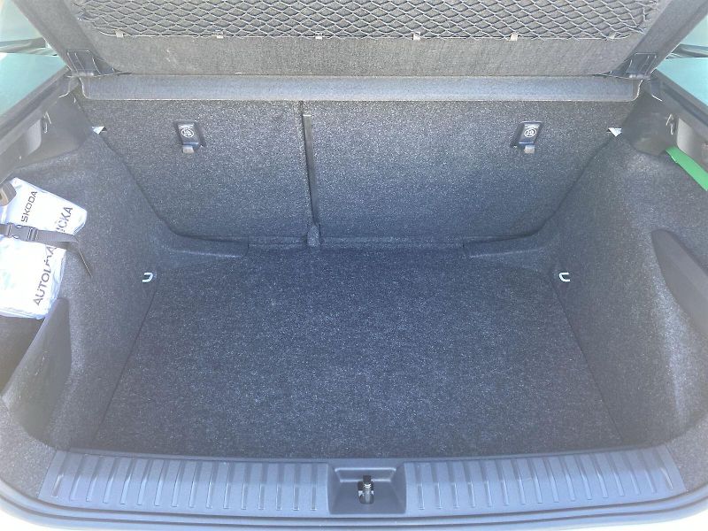 Škoda Kamiq (2021) 1.5 TSI 110 kW Style - fotka 25 z 31