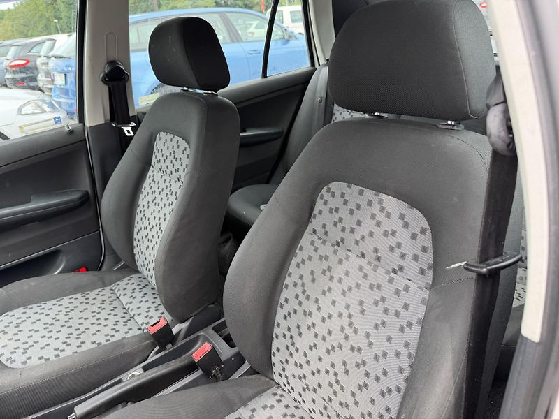 Škoda Fabia 1.2i - fotka 14 z 20