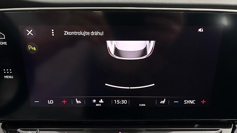 Škoda Octavia 2.0 TDI Style Combi - fotka 12 z 24