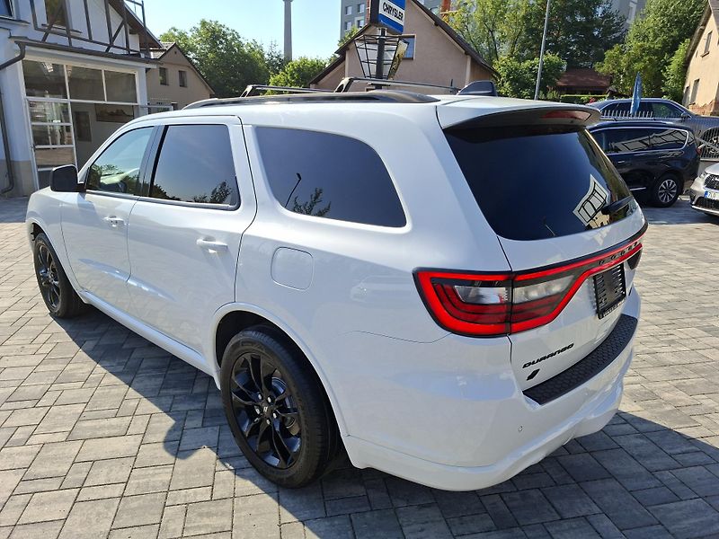 Dodge Durango (2023) 5,7L V8 4x4, Max výbava, tažné - fotka 5 z 35