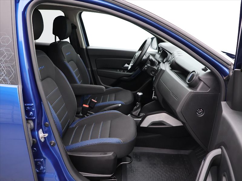 Dacia Duster 1,0 TCe 74kW LPG Klima CZ 1.Ma - fotka 12 z 29