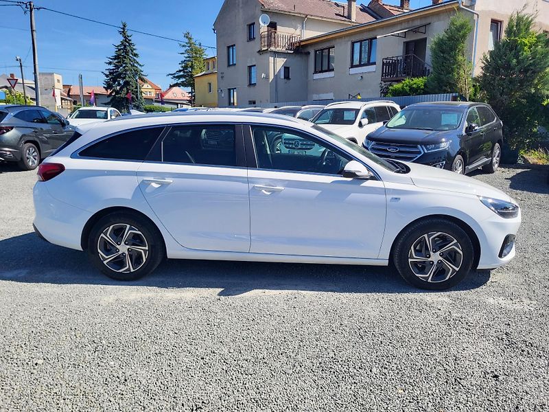 Hyundai i30 1.5 T-GDI 118kW SMART SW *ČR - fotka 5 z 48
