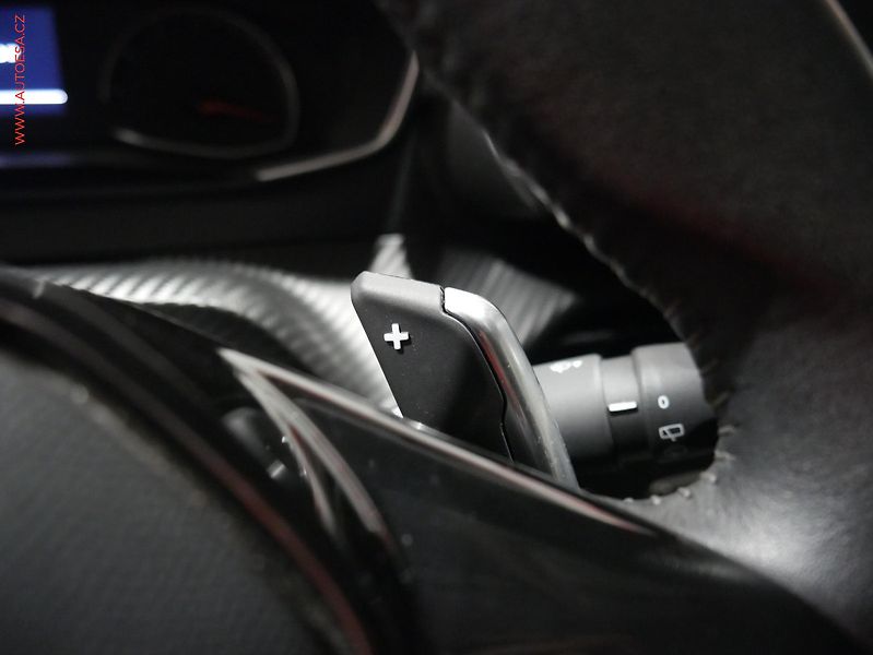 Peugeot 208 (2020) 1.2PT, Business, AT, LED - fotka 13 z 18
