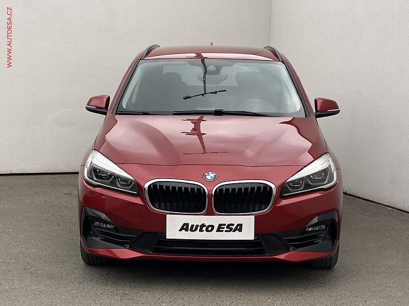 BMW Řada 2 (2019) 1.5 i 218i, Advantage, LED - fotka 2 z 19