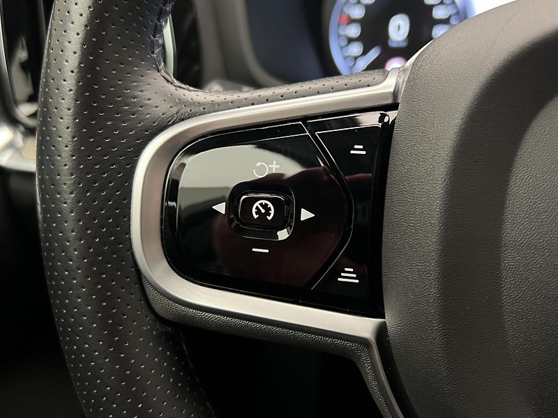 Volvo V60 T5 INSCRIPTION AUT - fotka 24 z 46