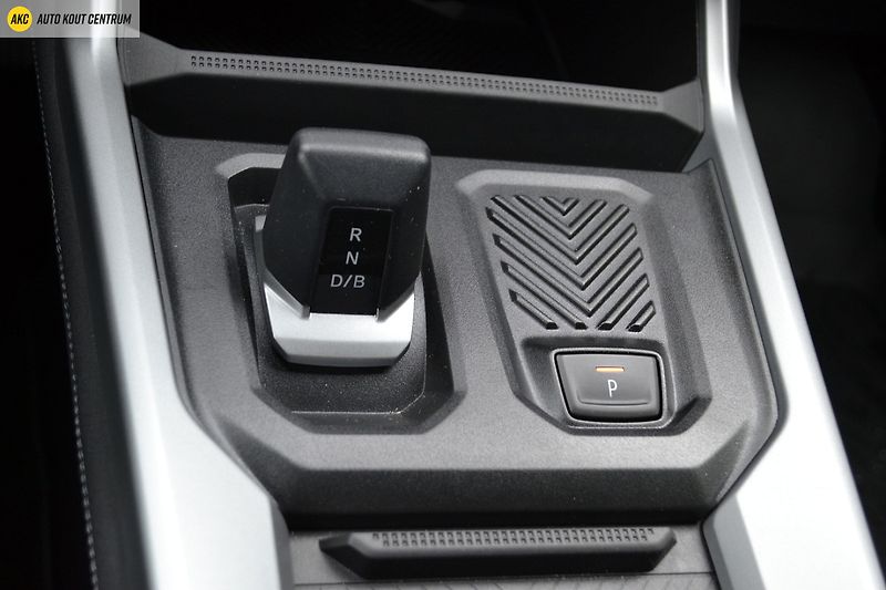 Dacia Bigster JOURNEY HYBRID 155 - fotka 27 z 61