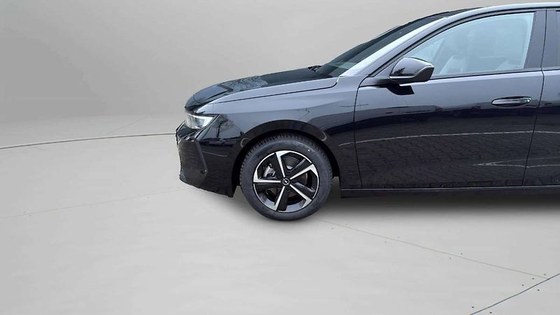 Opel Astra (2025) Edition HB 1.2 TURBO (96kW/130 - fotka 20 z 23