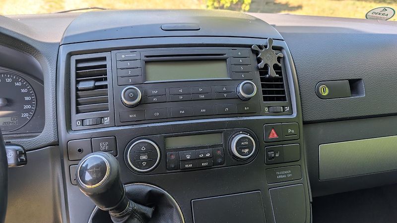 Volkswagen Multivan (2007) - fotka 21 z 39