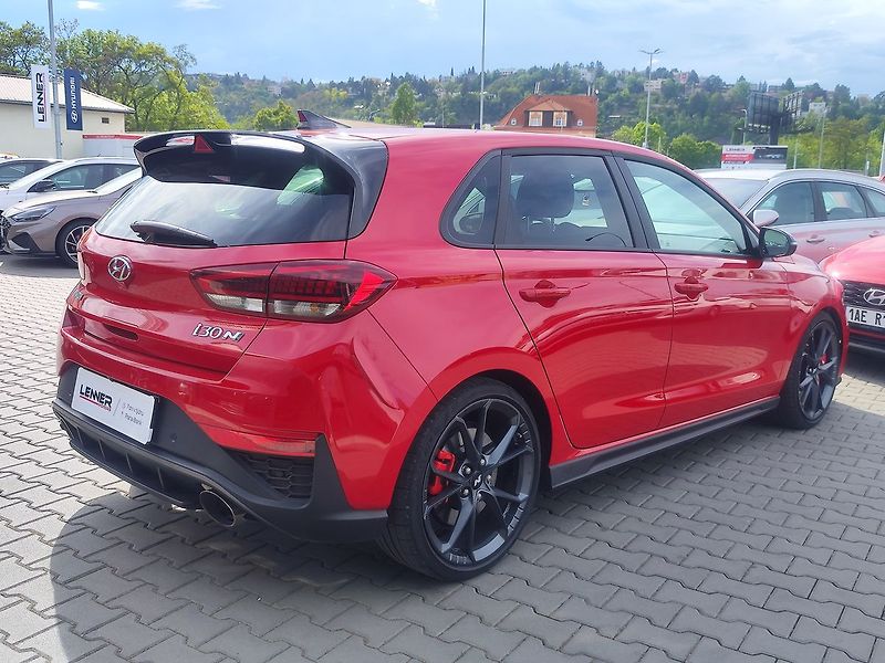Hyundai i30 2.0 T-GDi/206kW N Performace - fotka 5 z 38