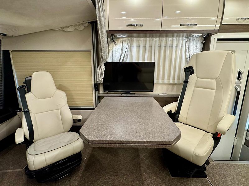 Phoenix (2024) TopX-Liner 10800 BMAMX - fotka 29 z 53