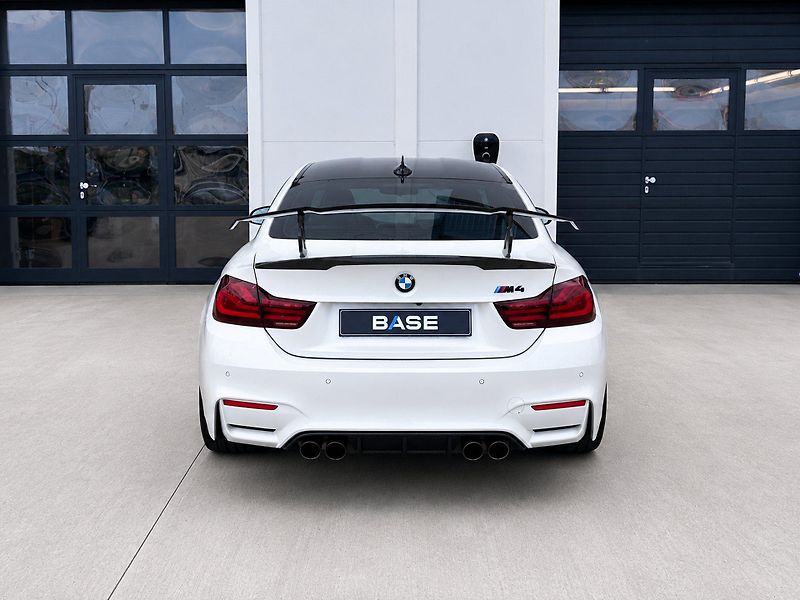 BMW M4 Competition M-Performance - fotka 5 z 25