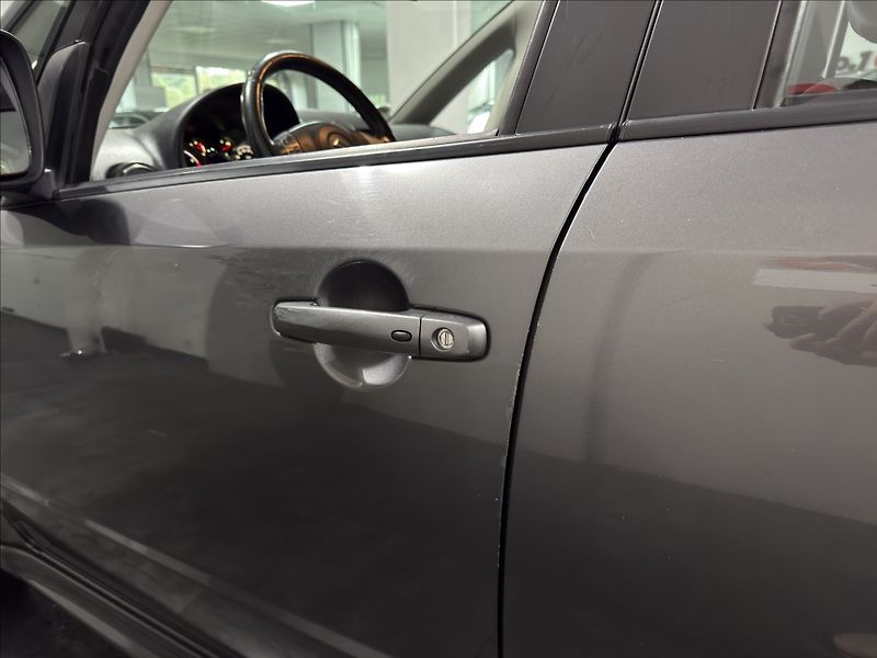 Suzuki SX4 1,6   VVT SPORT-LINE KEYLESS - fotka 29 z 35