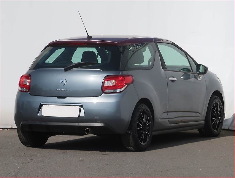 Citroën DS3 (2011) 1.4 VTi, Serv.kniha, Tempomat - fotka 5 z 15